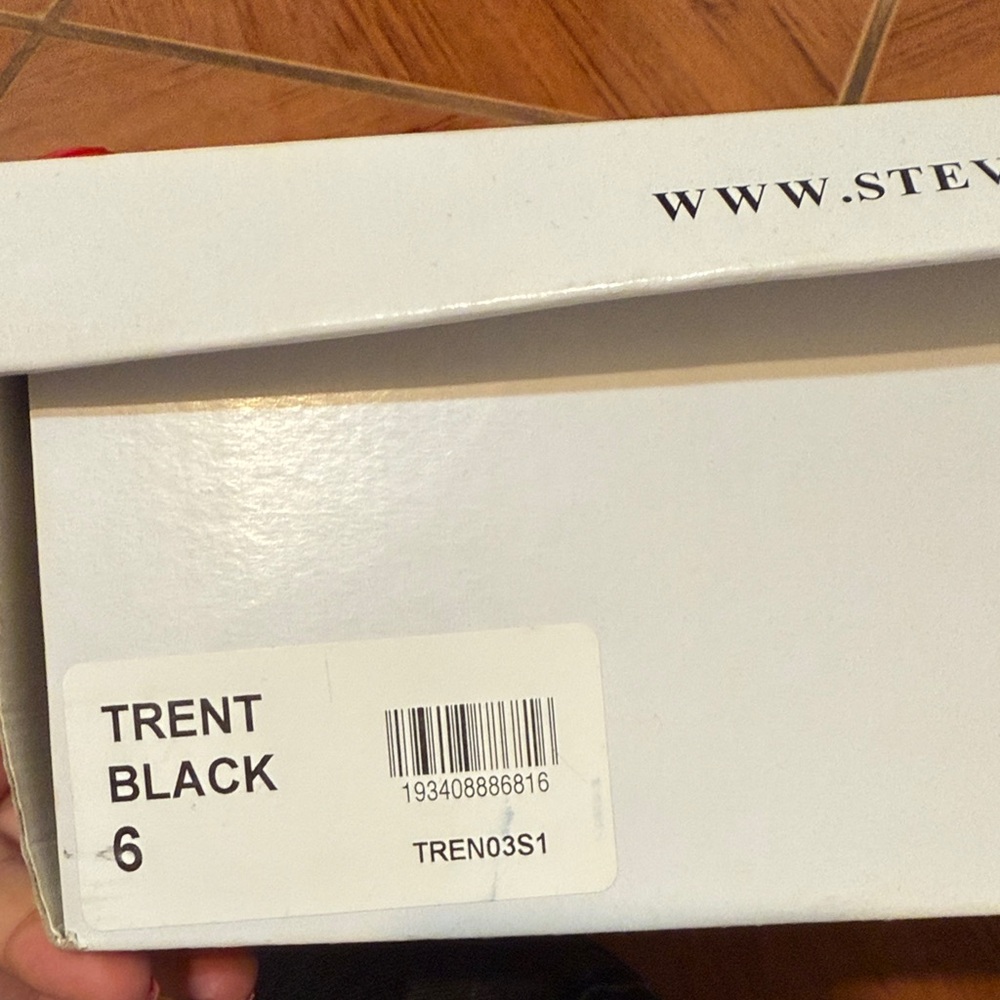 Steve Madden Trent Black Footwear